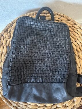 Vilenca Holland Black Woven Leather Backpack Emilia Bag